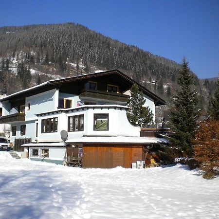 Gaestehaus Sagmeister Bed & Breakfast Bad Kleinkirchheim Exterior foto