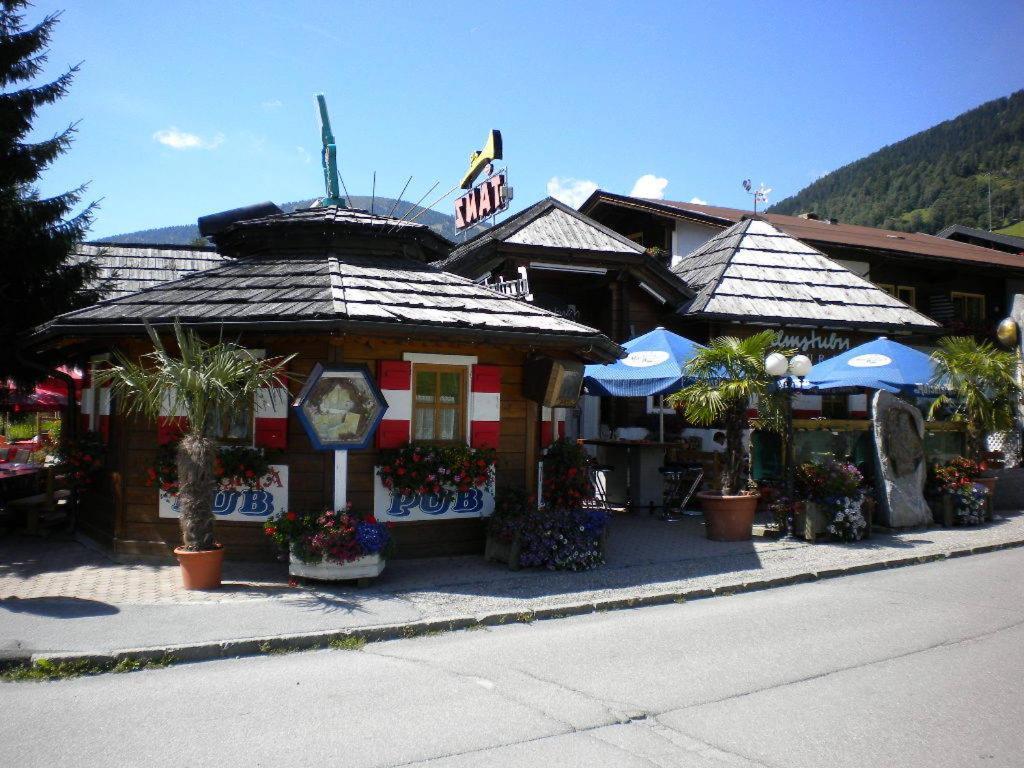 Gaestehaus Sagmeister Bed & Breakfast Bad Kleinkirchheim Exterior foto