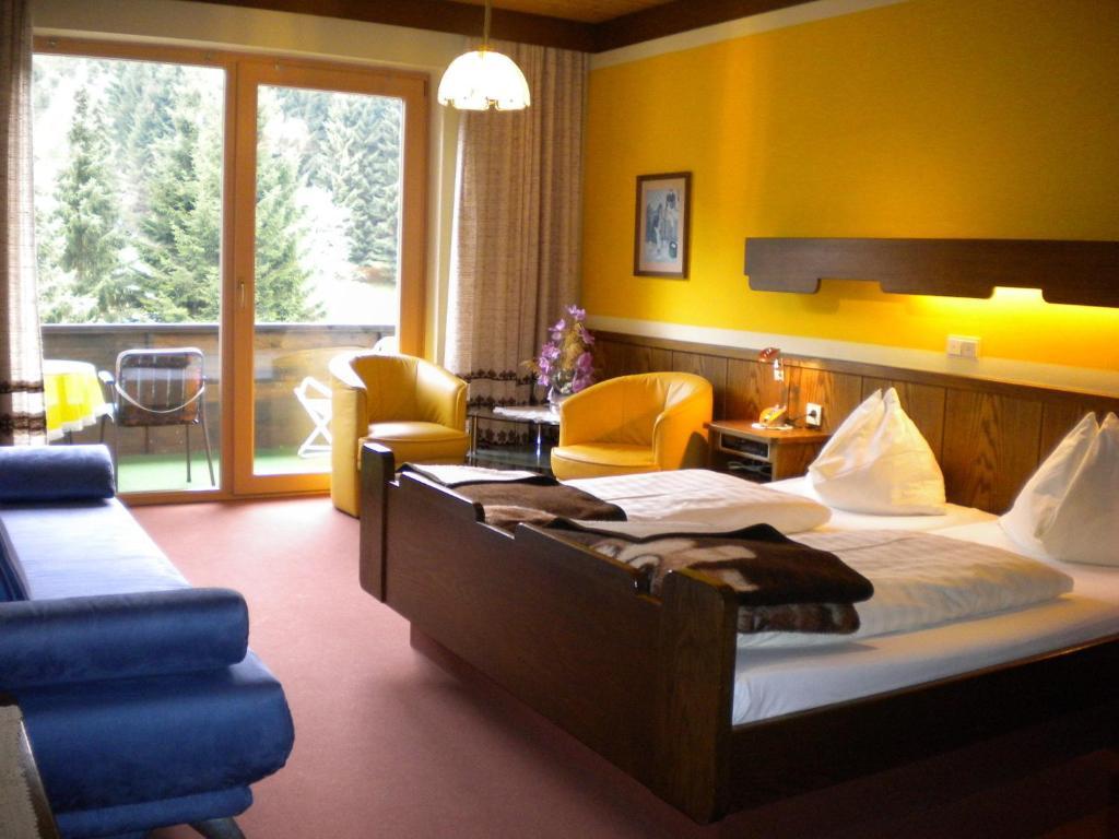 Gaestehaus Sagmeister Bed & Breakfast Bad Kleinkirchheim Exterior foto