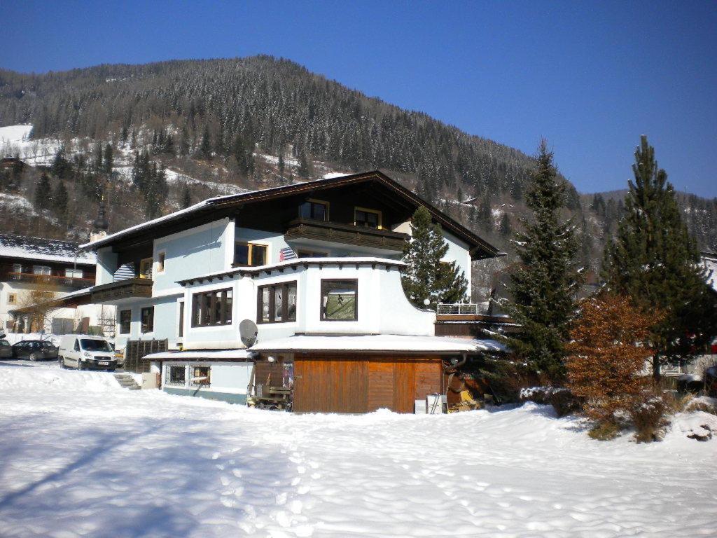 Gaestehaus Sagmeister Bed & Breakfast Bad Kleinkirchheim Exterior foto